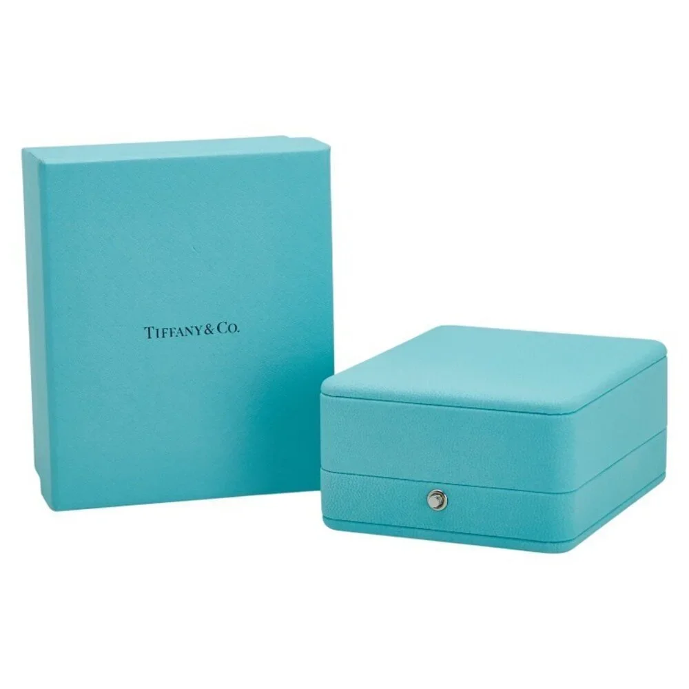 TIFFANY Authentic 18k Gold Heart Necklace - Picture 8 of 9